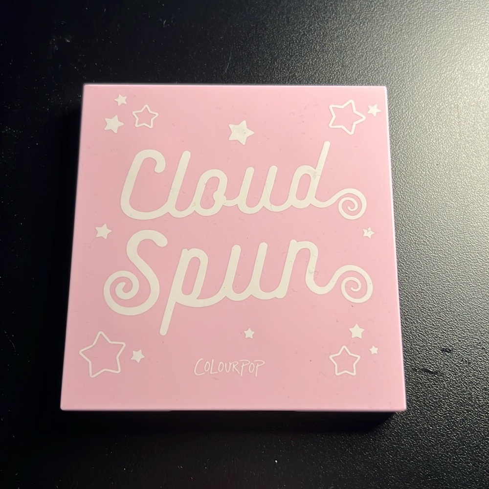Cloud Spun eyeshadow palette